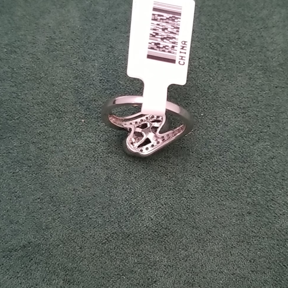 Beautiful CZ sterling silver ring - Picture 4 of 8